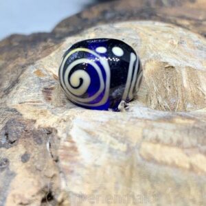 Glasperle Novo Mesto Spirale blau