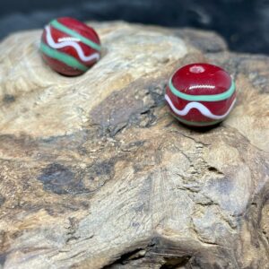 Streifenperle rot/weiß/grün